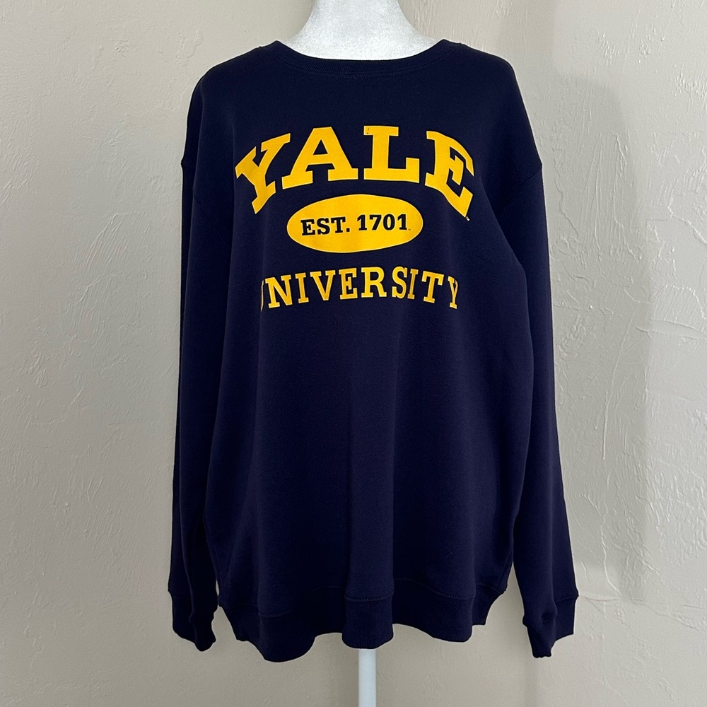 Yale Sweatshirt by Vinyl Icons From Nordstrom Size L